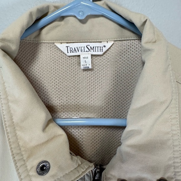 Men's Tan Travelsmith Vest - Picture 5 of 11